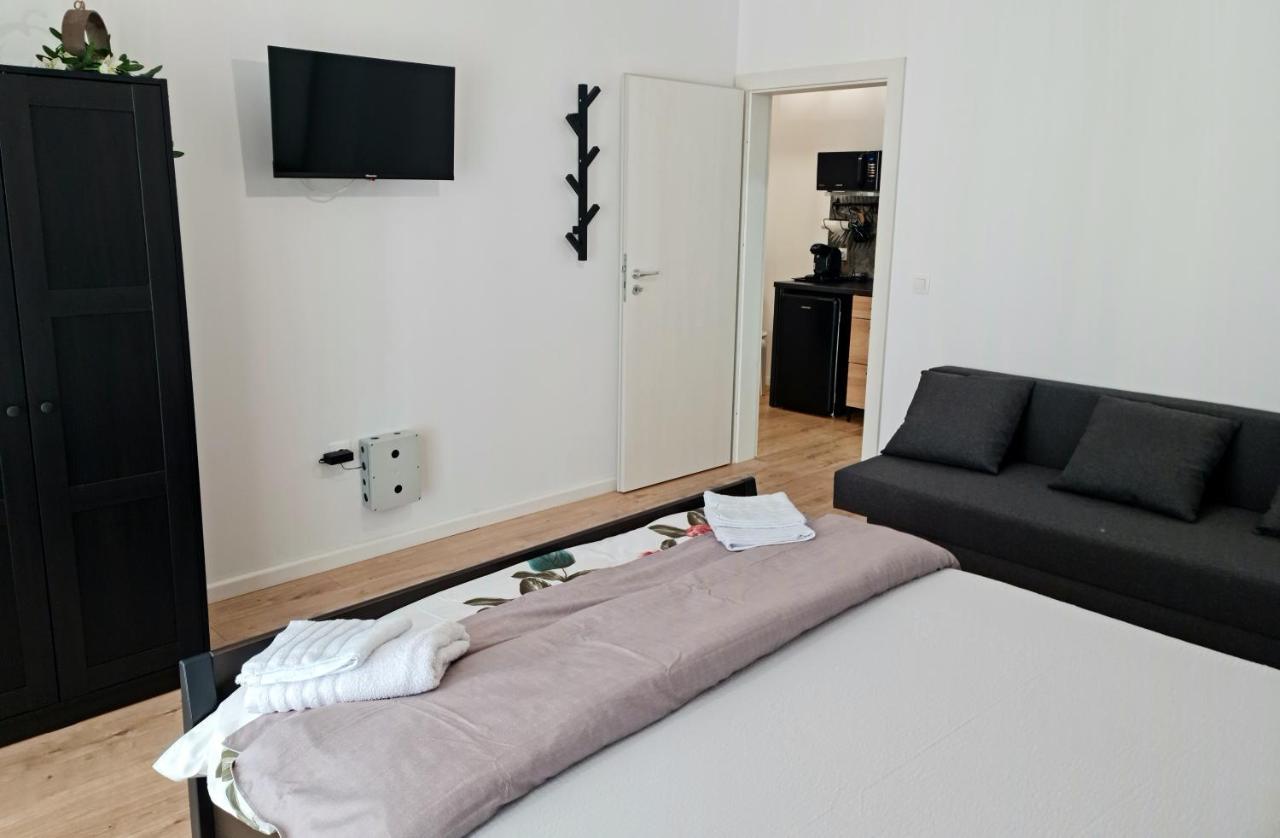 Apartament Antik No6 Алба Юлия Екстериор снимка