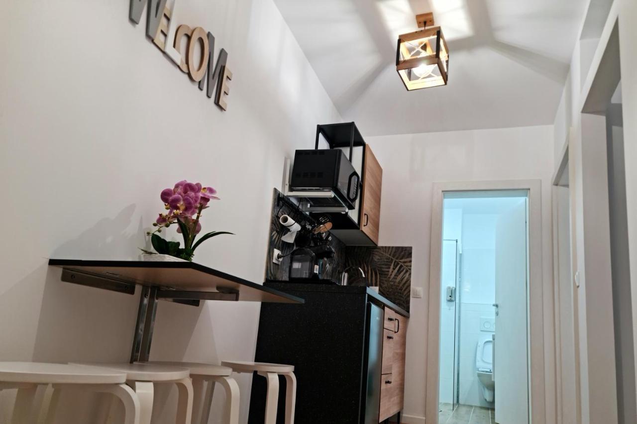 Apartament Antik No6 Алба Юлия Екстериор снимка